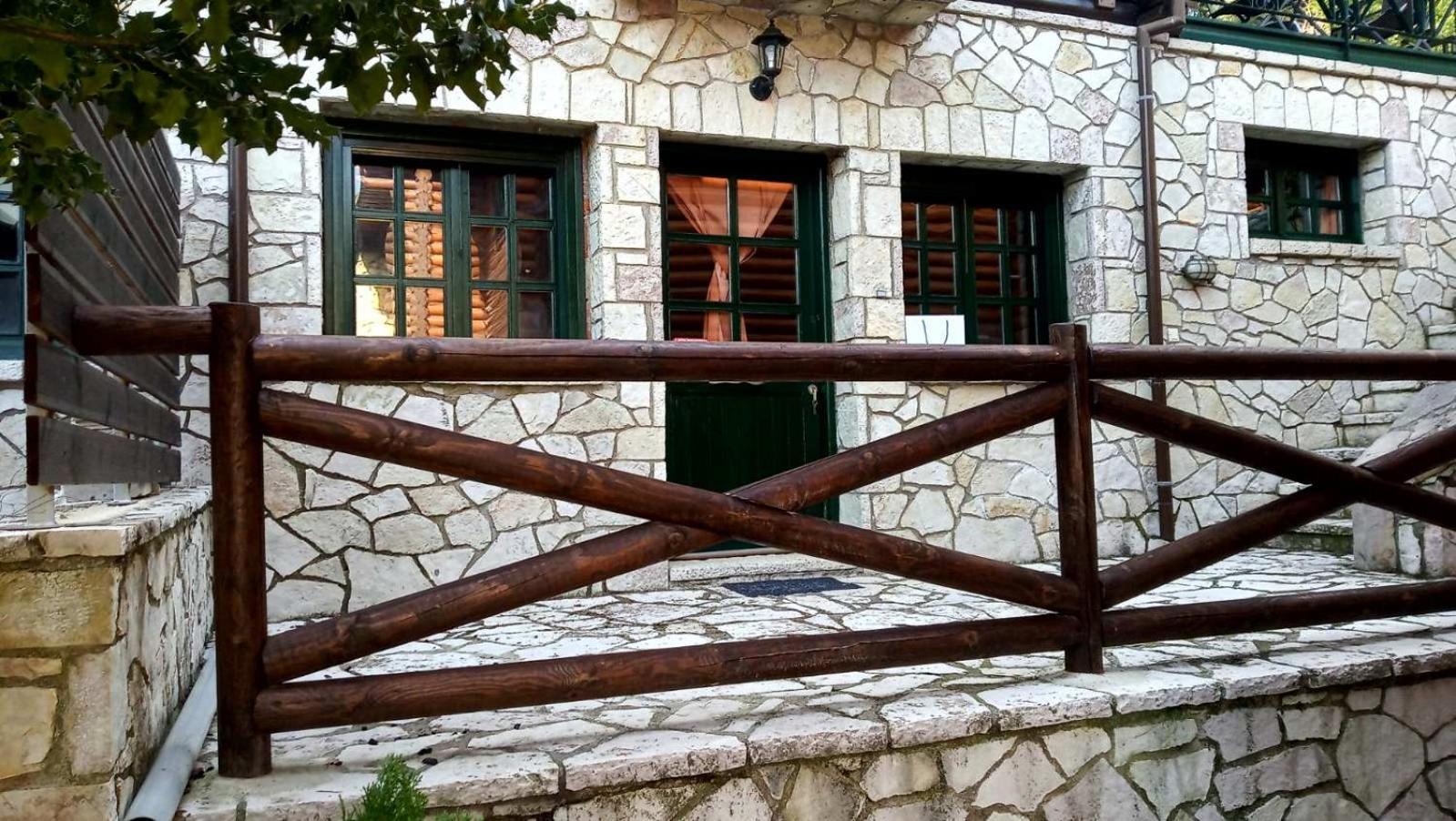 Villa House On The Mountain Eptálofos Exterior foto